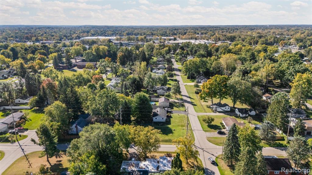 917 LOWELL Avenue, Jackson, MI 49202 — Photo 35