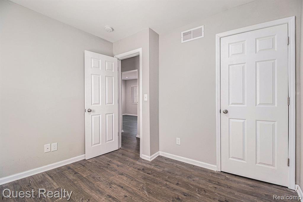 9489 PORTAGE Trail, White Lake, MI — Photo 19