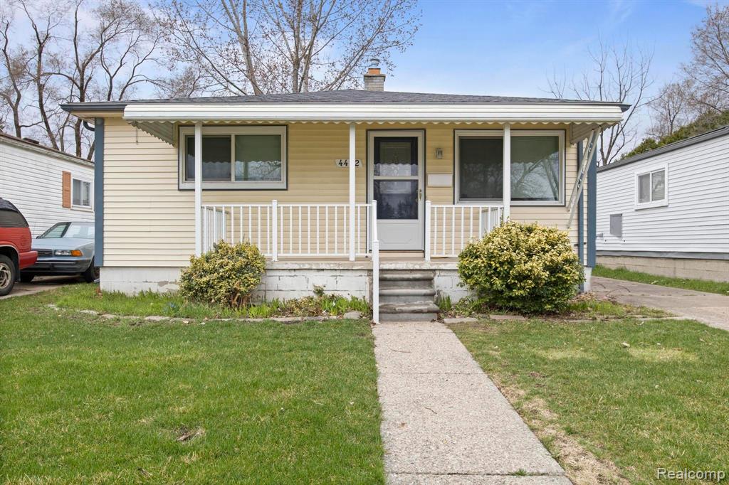 4452 EDGEWOOD Street, Dearborn Heights, MI 48125 — front exterior
