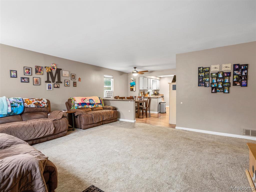 449 Joslyn Road, Lake Orion, MI 48362 — Photo 5