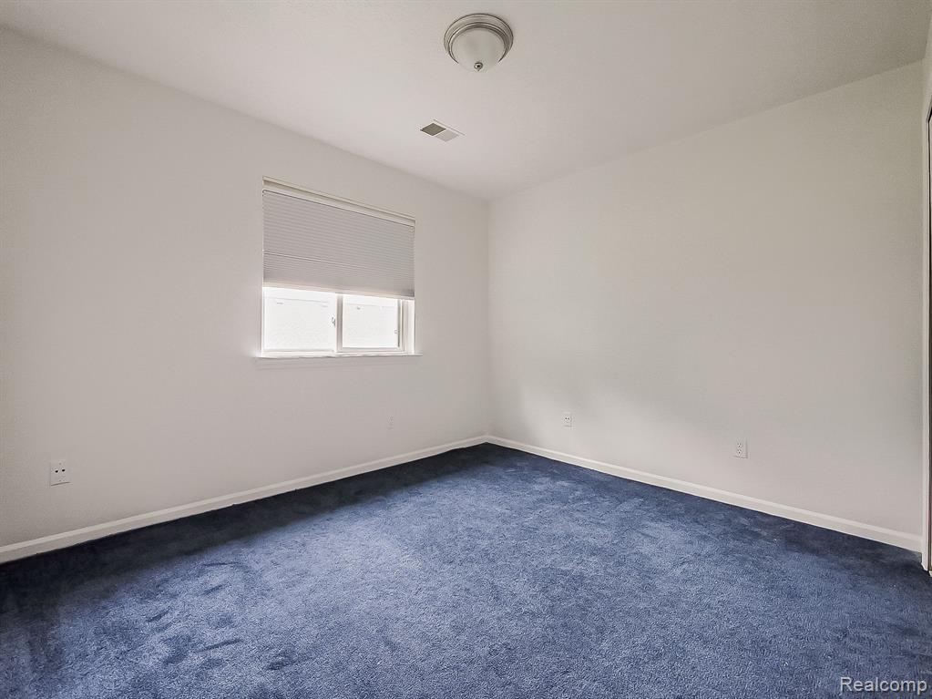 23490 STOFLET Lane, Trenton, MI 48183 — Photo 9