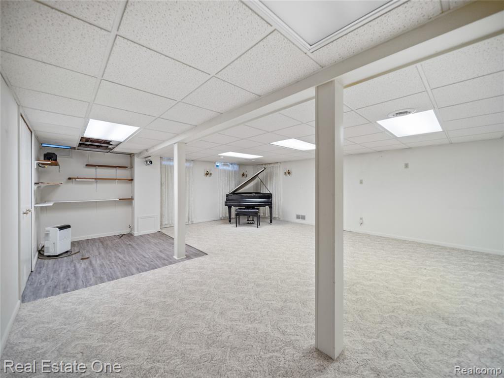 8157 Gary Avenue, Westland, MI — Photo 15