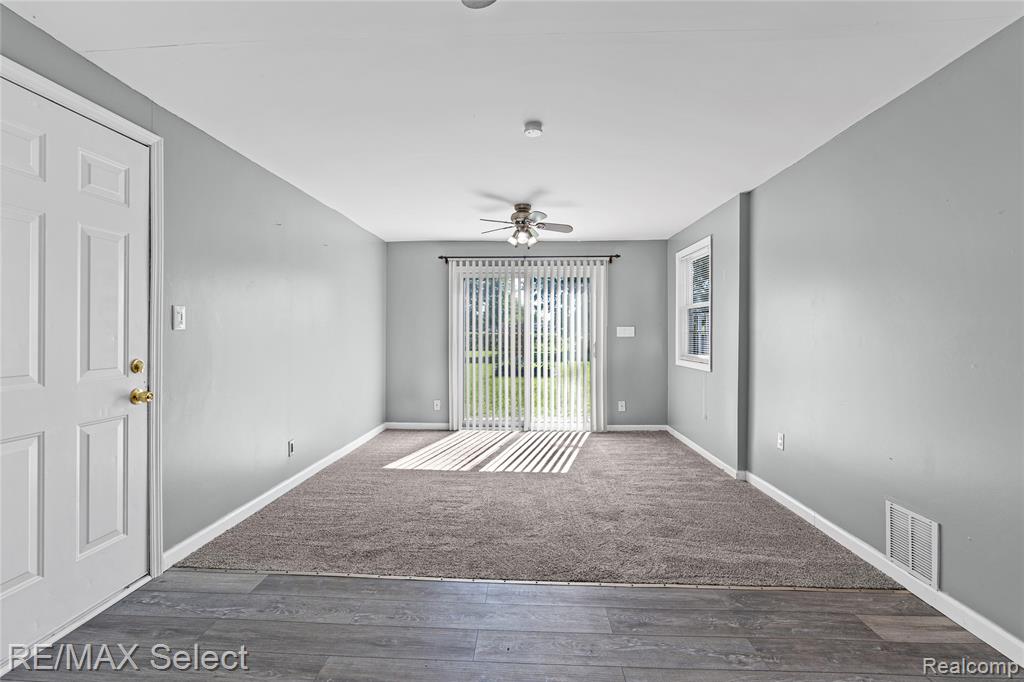 4075 Bristolwood Drive, Flint, MI 48507 — Photo 54