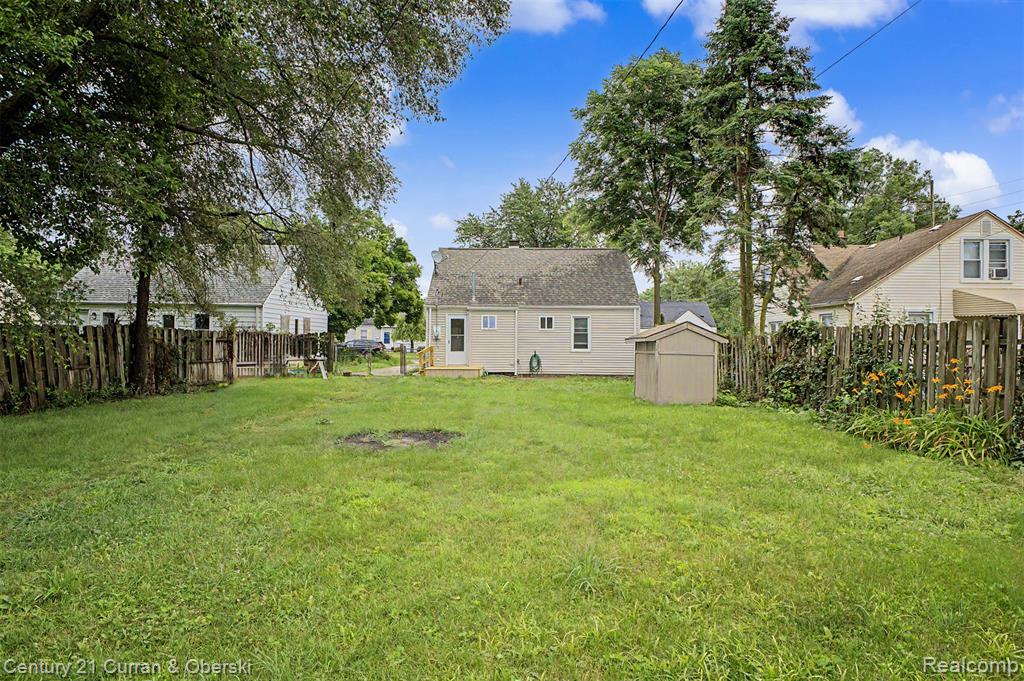 5160 Hazel Street, Dearborn Heights, MI 48125 — Photo 25