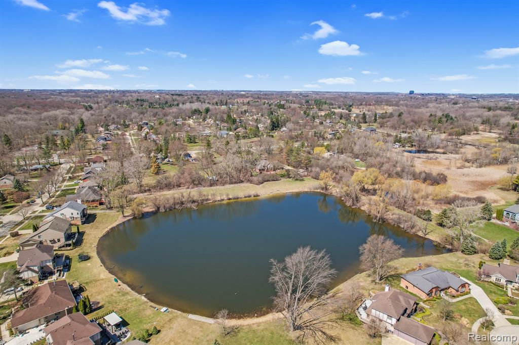 6655 MOUNTAIN Drive, Troy, MI 48098 — Photo 48