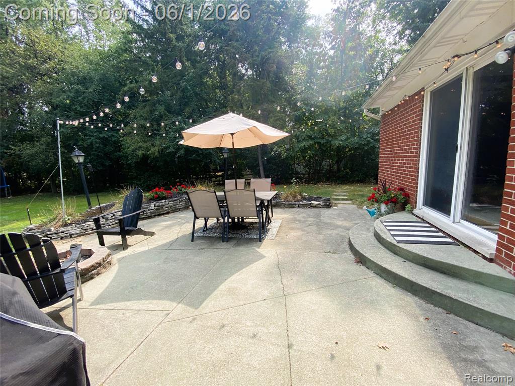 1707 Fox River Drive, Bloomfield Hills, MI 48304 — Photo 26