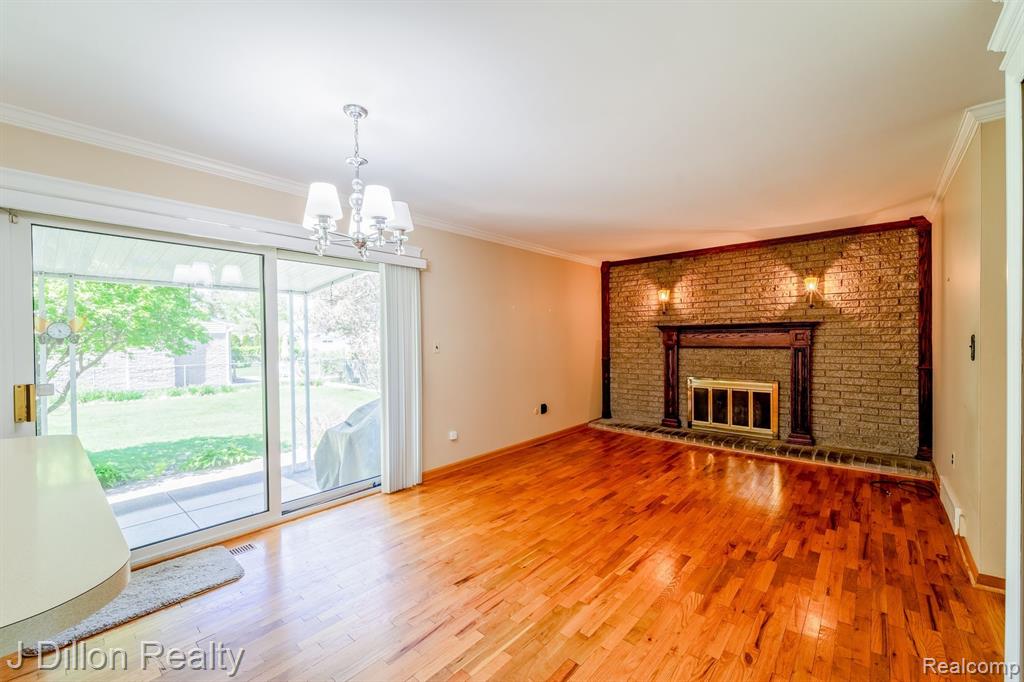 9121 TAVISTOCK Drive, Plymouth, MI 48170 — Photo 18