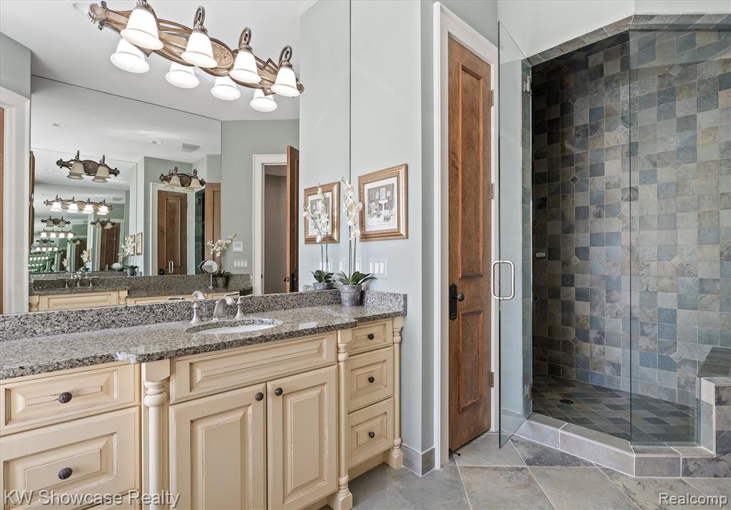 4334 Terra Ridge Drive, Milford, MI 48381 — Photo 42