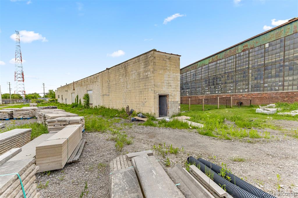 12950 Lyndon Street, Detroit, MI 48227 — Photo 39