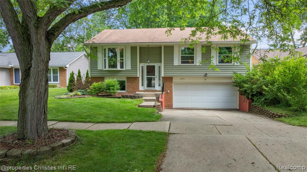 2771 Winter Drive, Troy, MI 48083