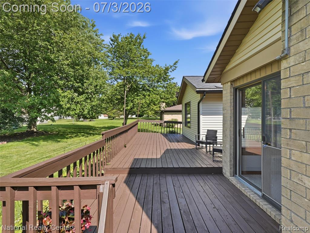 40368 Village Wood Road, Novi, MI — Photo 36