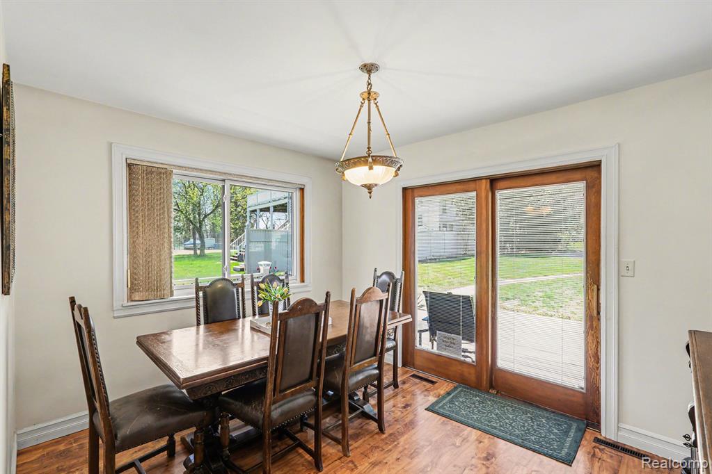 2596 N Williams Lake Road, Waterford, MI 48327 — Photo 10
