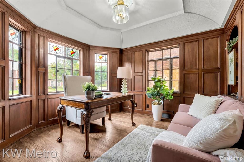 19022 Wildemere Street - Photo 4