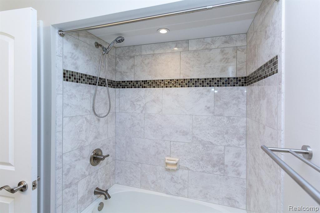 4355 S LAPEER Road, Metamora, MI 48455 — Photo 38