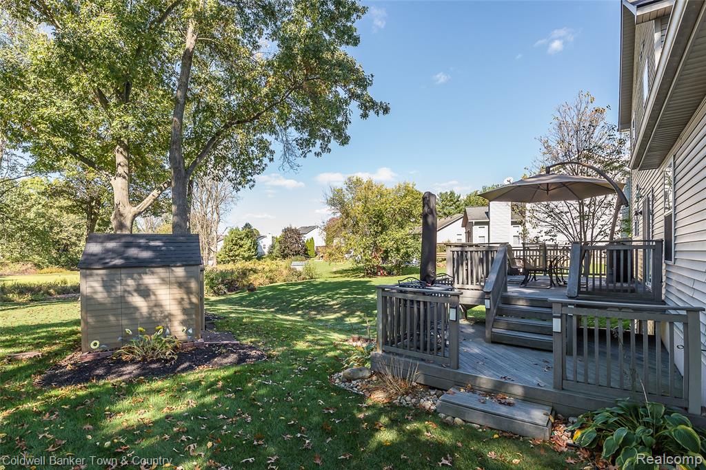 9305 Appleview Court, Brighton, MI 48116 — Photo 21