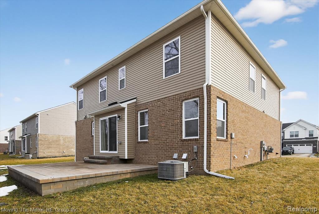 14342 Laurelwood Drive, Van Buren, MI 48111 — Photo 55