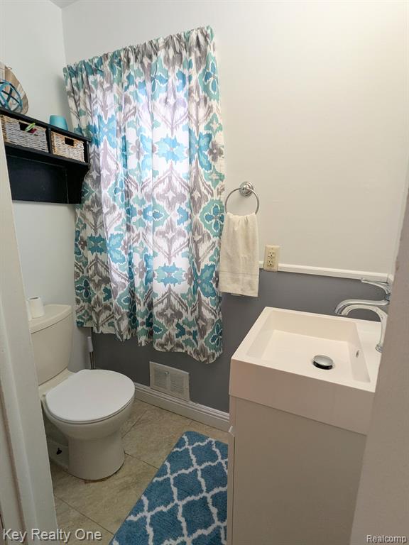 8033 LAMBS Road, Wales, MI — Photo 17