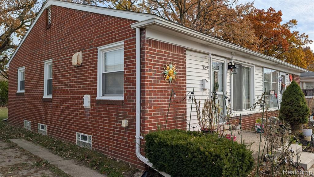 1839 Ackley Avenue, Westland, MI 48186 — Photo 2