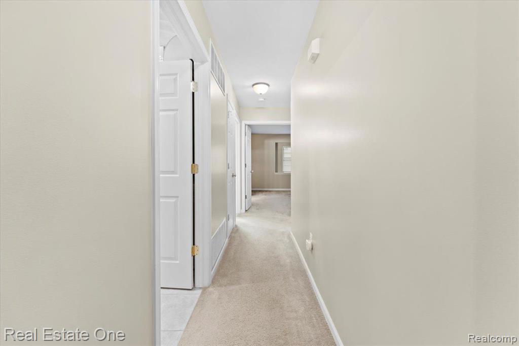 3261 WHITAKER Drive, 146, Melvindale, MI — Photo 21