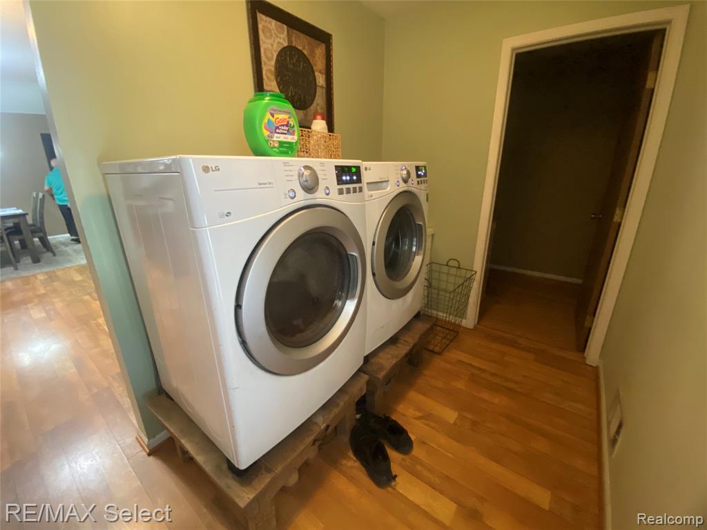 5057 Sandalwood Drive, Grand Blanc, MI 48439 — Photo 6