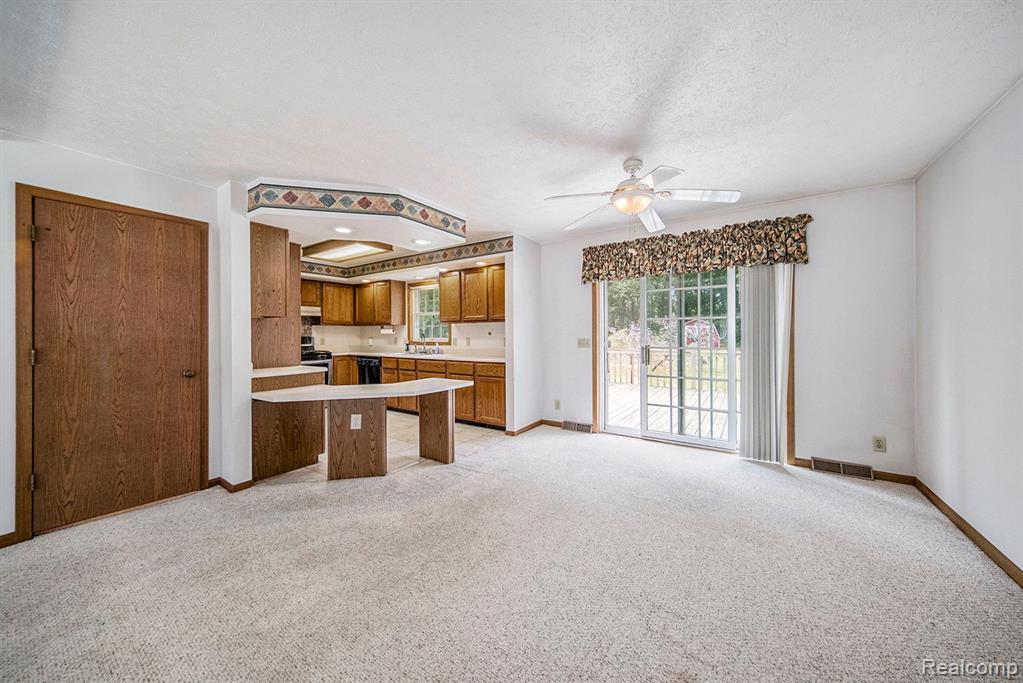 19055 SANDBORN Road, Manchester, MI 48158 — Photo 5