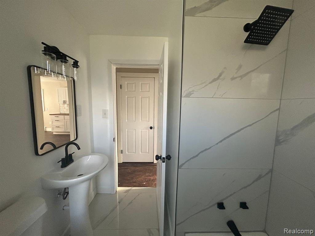 9584 AUBURN Street, Detroit, MI 48228 — Photo 21
