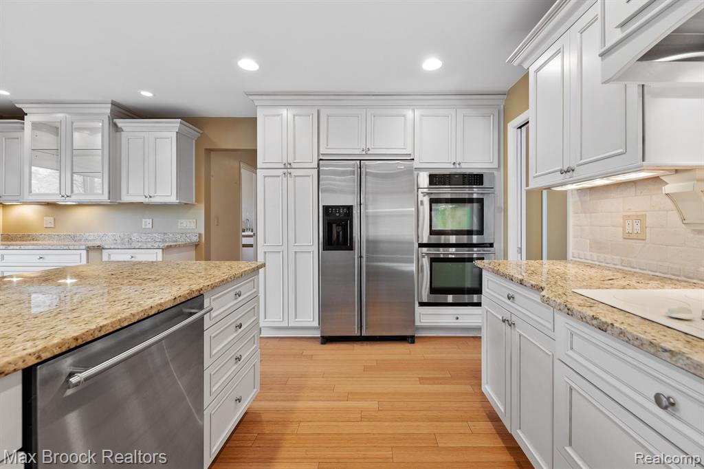 4838 KEW Court, Bloomfield Hills, MI 48301 — Photo 16