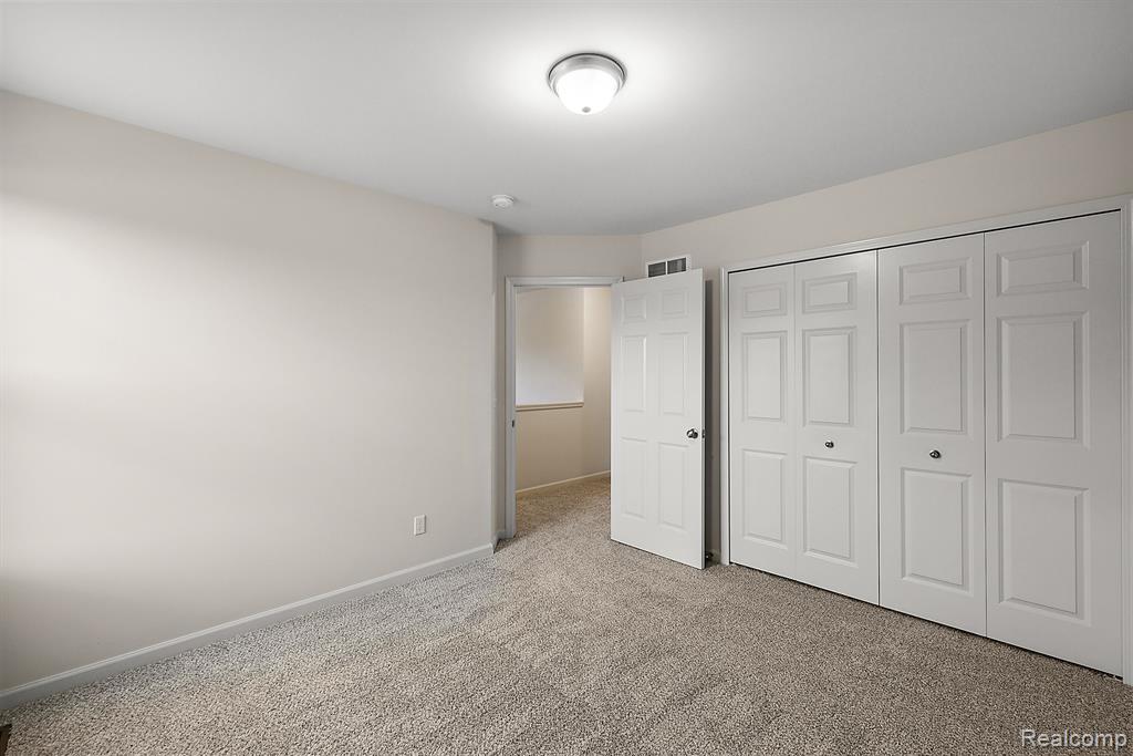 51794 Maple Leaf Drive, Macomb, MI 48042 — Photo 20