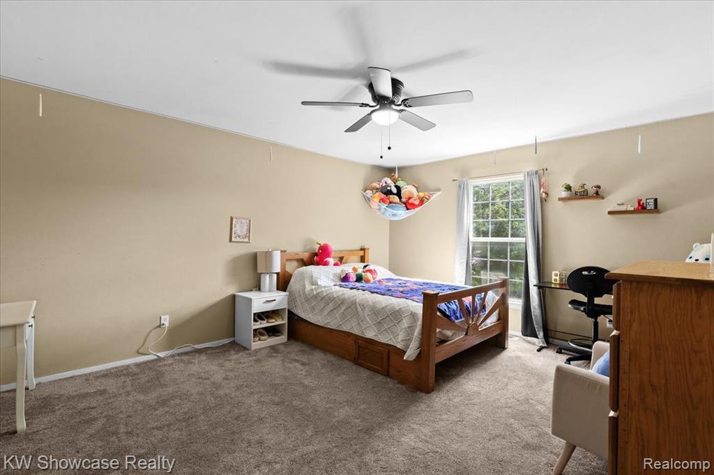 4665 Lakeborn Drive, White Lake, MI 48383 — Photo 18