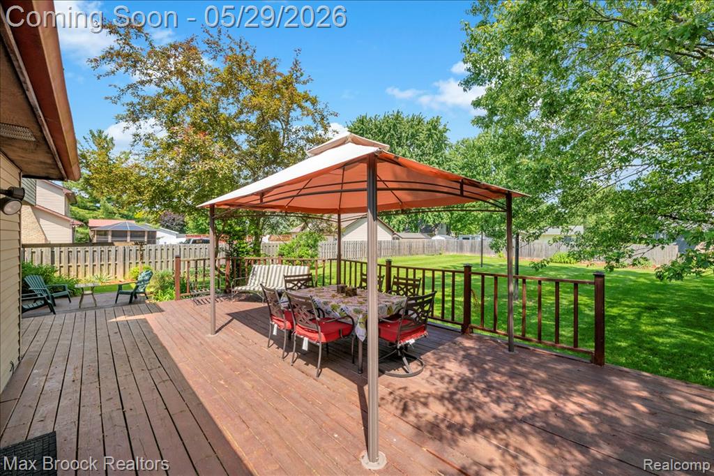 4445 E Hill Road, Grand Blanc, MI 48439 — Photo 8