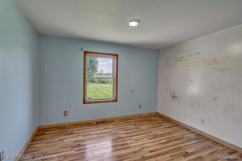 2864 N BLACKS CORNERS Road, Imlay City, MI 48444 — Photo 24