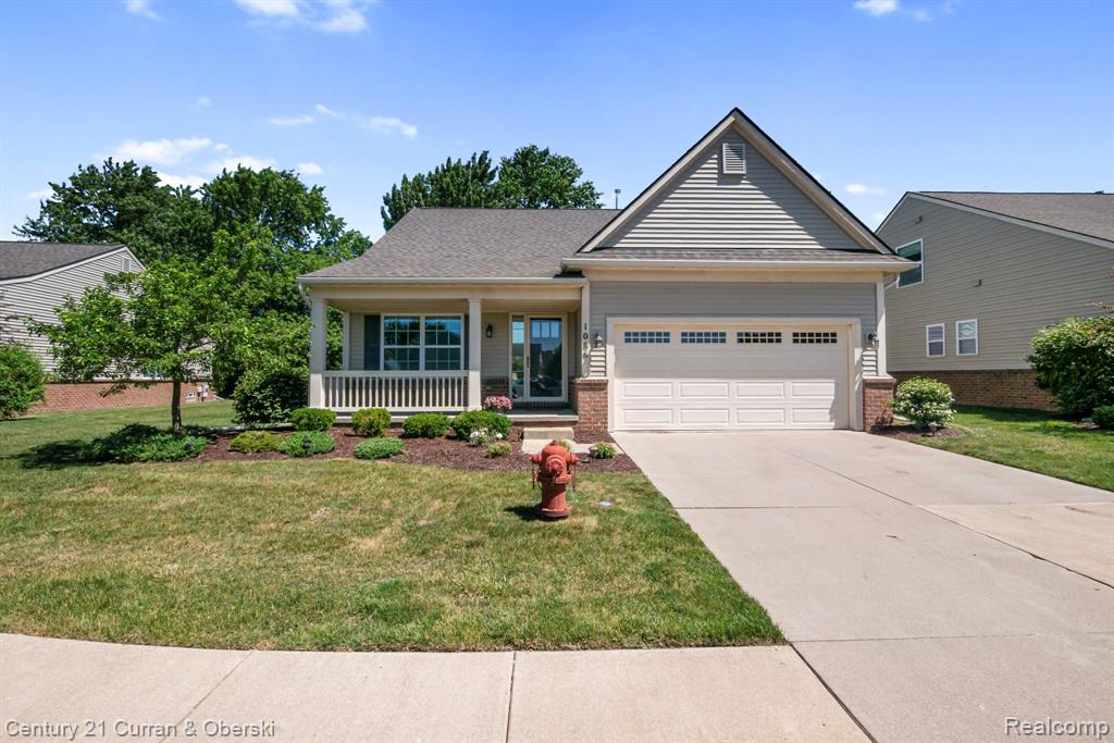 1086 Paddock Drive, South Lyon, MI 48178 — Photo 4