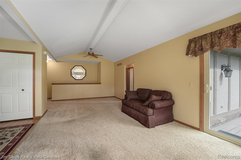 42572 Schienle Lane, Clinton Twp, MI 48038 — Photo 8