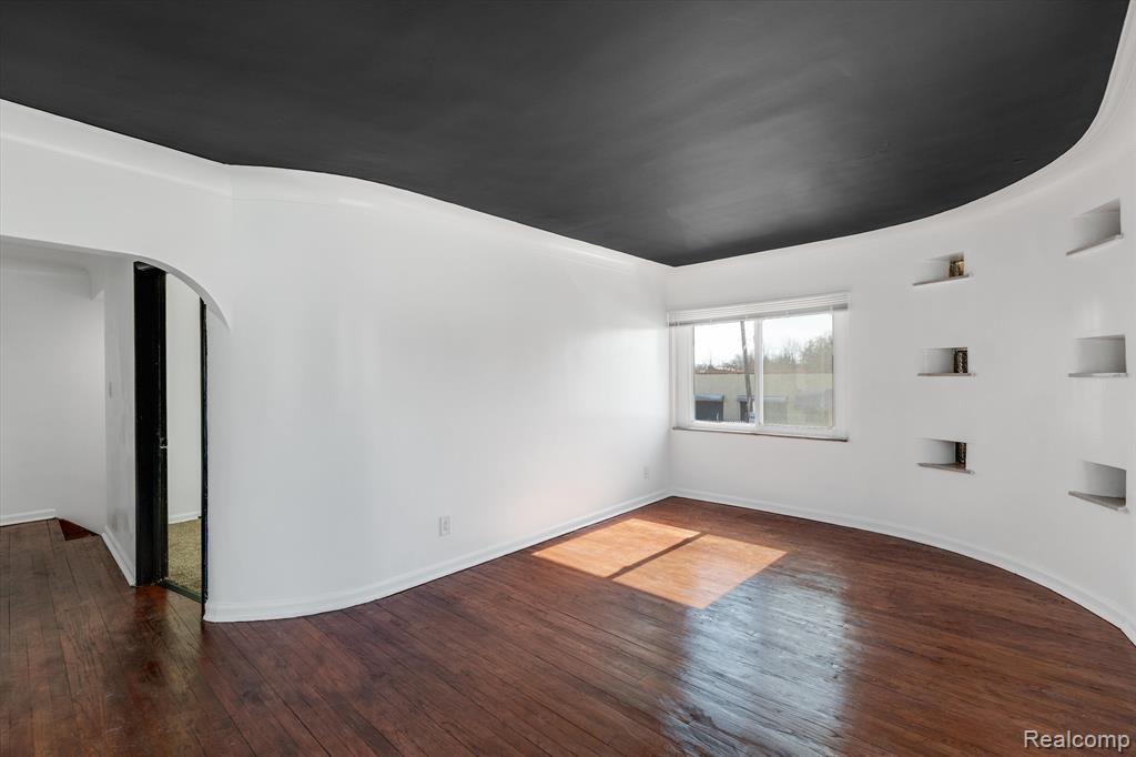 13144 PLYMOUTH Road, Detroit, MI 48227 — Photo 2