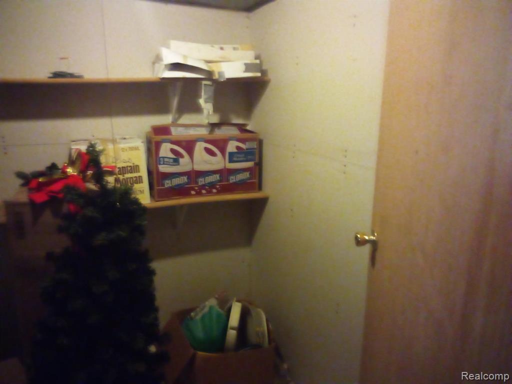 5255 N Seymour Road, Flushing, MI 48433 — Photo 3