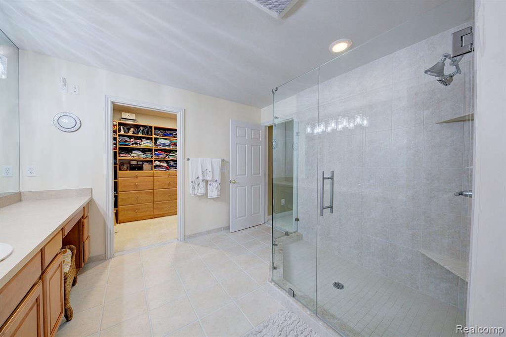 49776 Garfield Lane, Canton, MI 48188 — Photo 52