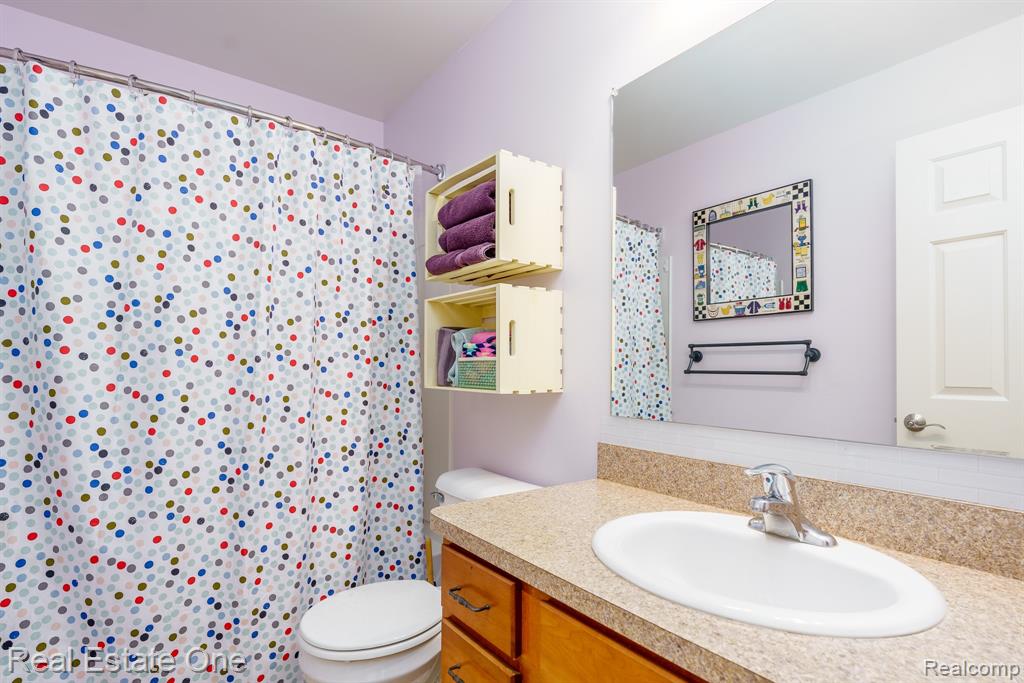 442 Ridgewood Drive S, Ortonville, MI 48462 — Photo 25