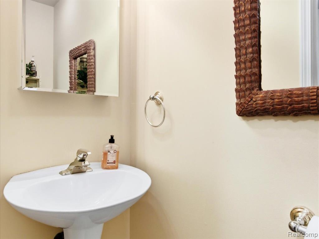 8431 Lakeshore Road, Burtchville, MI 48059 — Photo 25