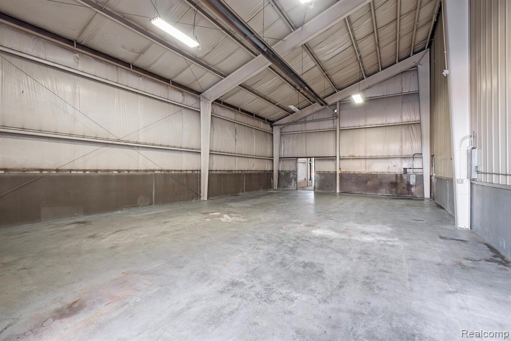 4072 Flint Asphalt Drive, Burton, MI 48529 — Photo 40