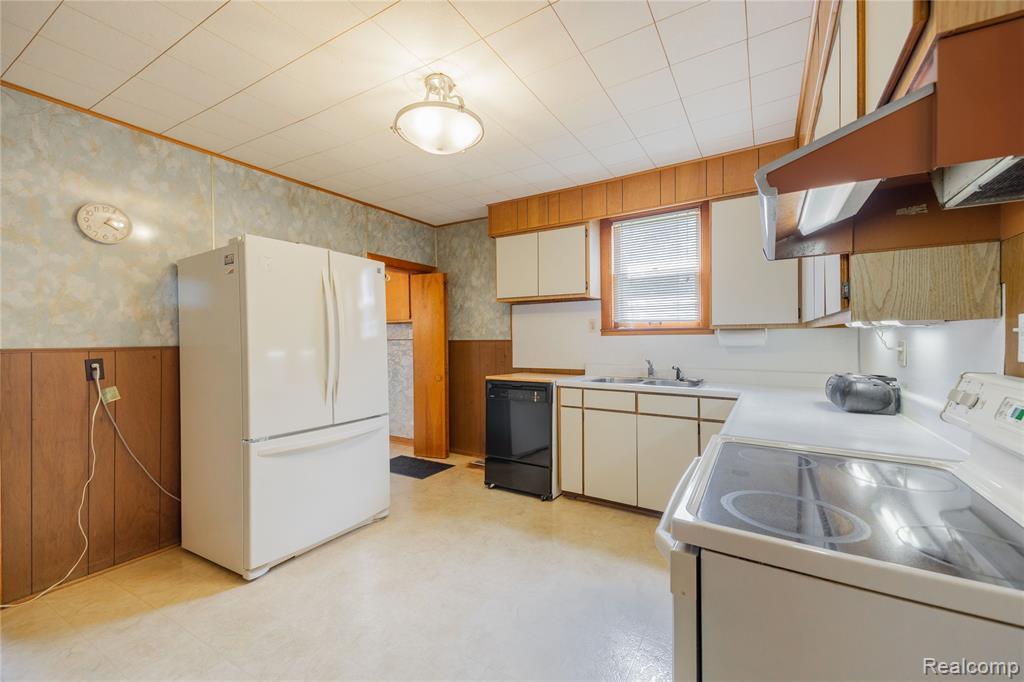29463 Sibley Road, Romulus, MI 48174 — Photo 17