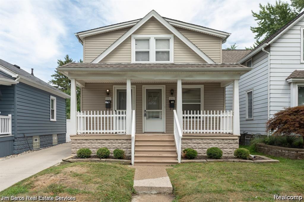 596 Notre Dame Street, Grosse Pointe, MI 48230 — front exterior