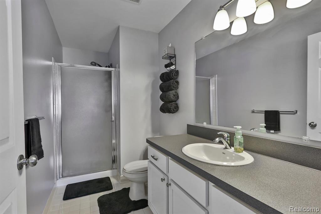 51699 ADLER PARK Drive W, Chesterfield, MI — Photo 18