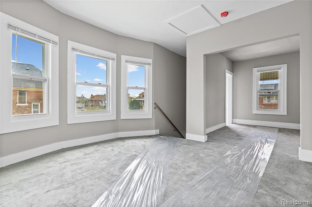 3010 Montclair Street, Detroit, MI 48214 — Photo 34