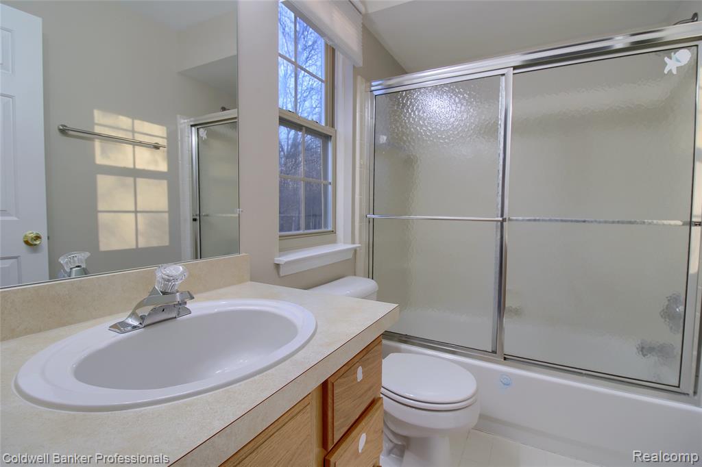 41816 White Tail Lane, Canton, MI 48188 — Photo 24
