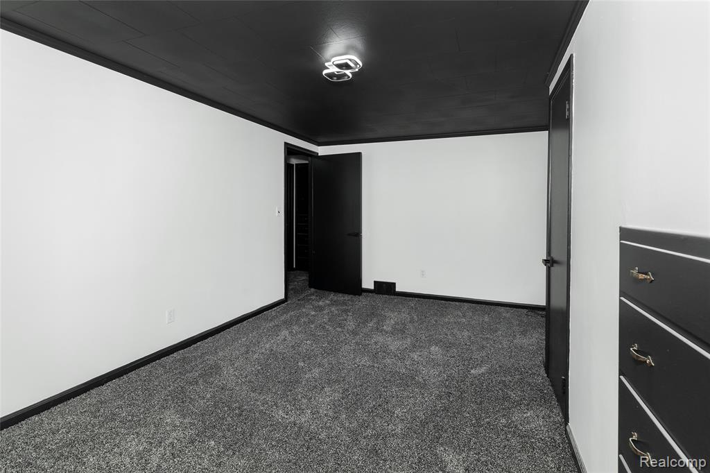 9955 Arnold, Redford, MI 48239 — Photo 16