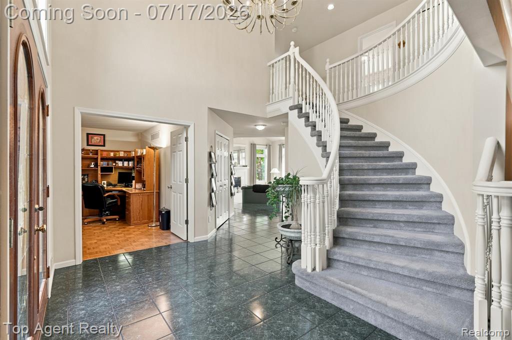 42316 Locklin Drive, Sterling Heights, MI 48314 — Photo 12