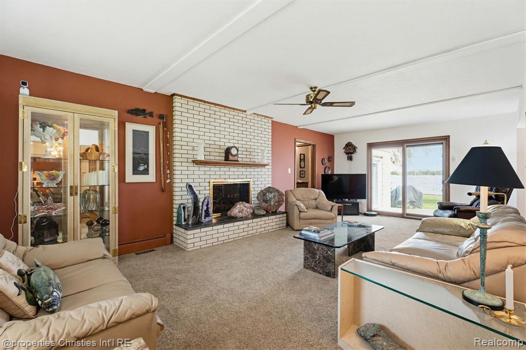 2825 Sylvan Shores Drive, Waterford, MI 48328 — Photo 13