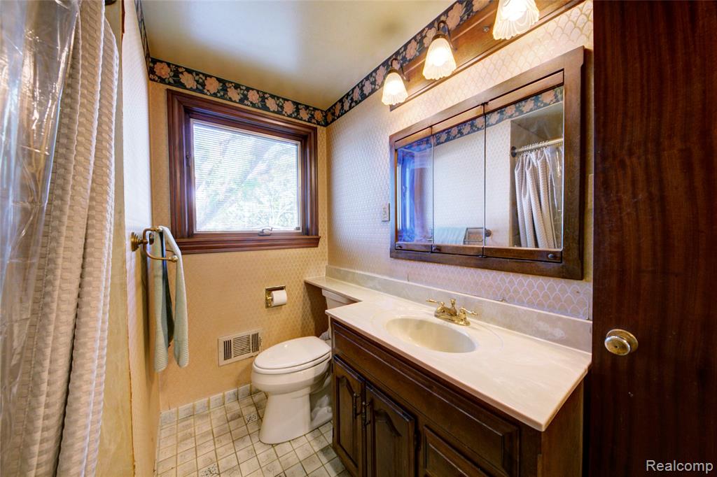 5489 Academy Street, Dearborn Heights, MI 48125 — Photo 66