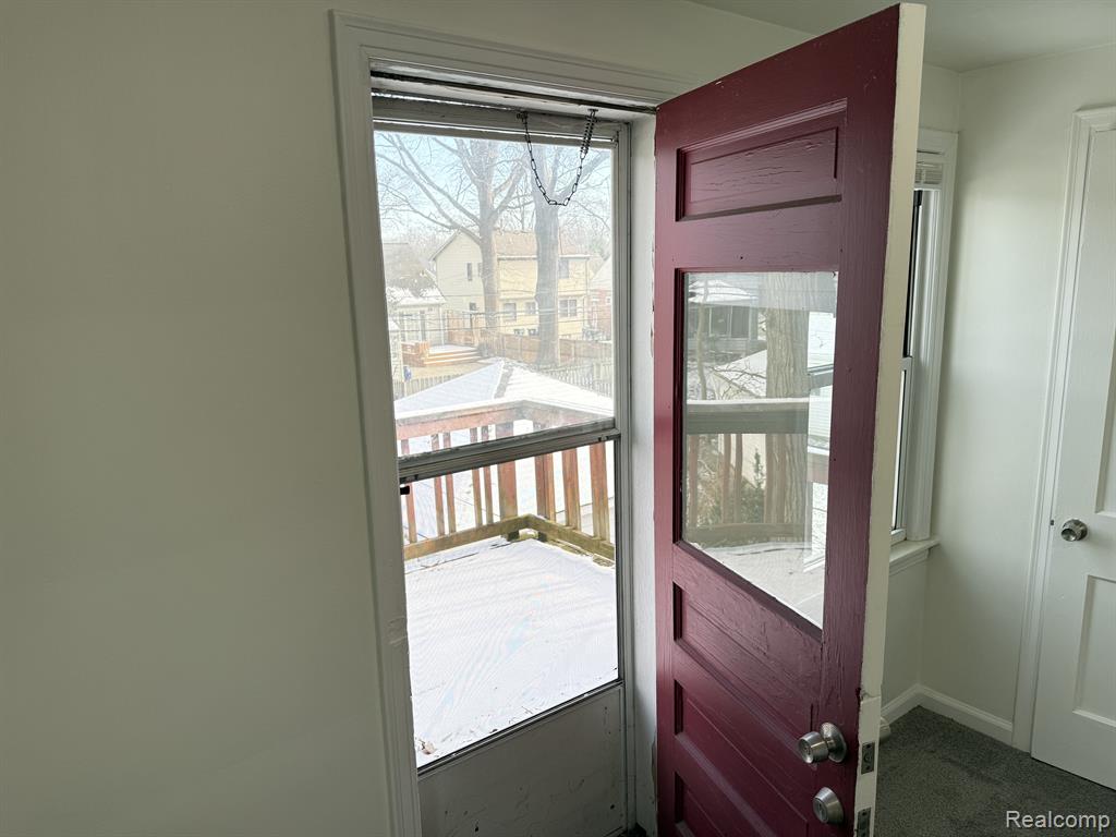 904 N REMBRANDT Avenue, Royal Oak, MI 48067 — Photo 26