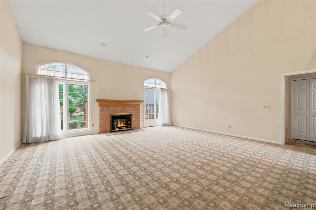 54698 Bellingham Drive, 56, Utica, MI 48316 — Photo 7